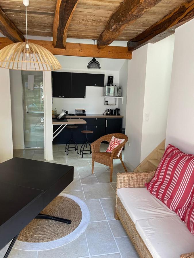 Bed and Breakfast La Meffrais 1741 Dinan Zewnętrze zdjęcie