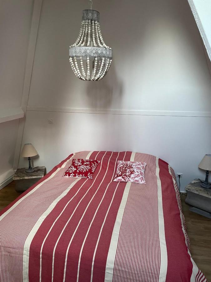 Bed and Breakfast La Meffrais 1741 Dinan Zewnętrze zdjęcie