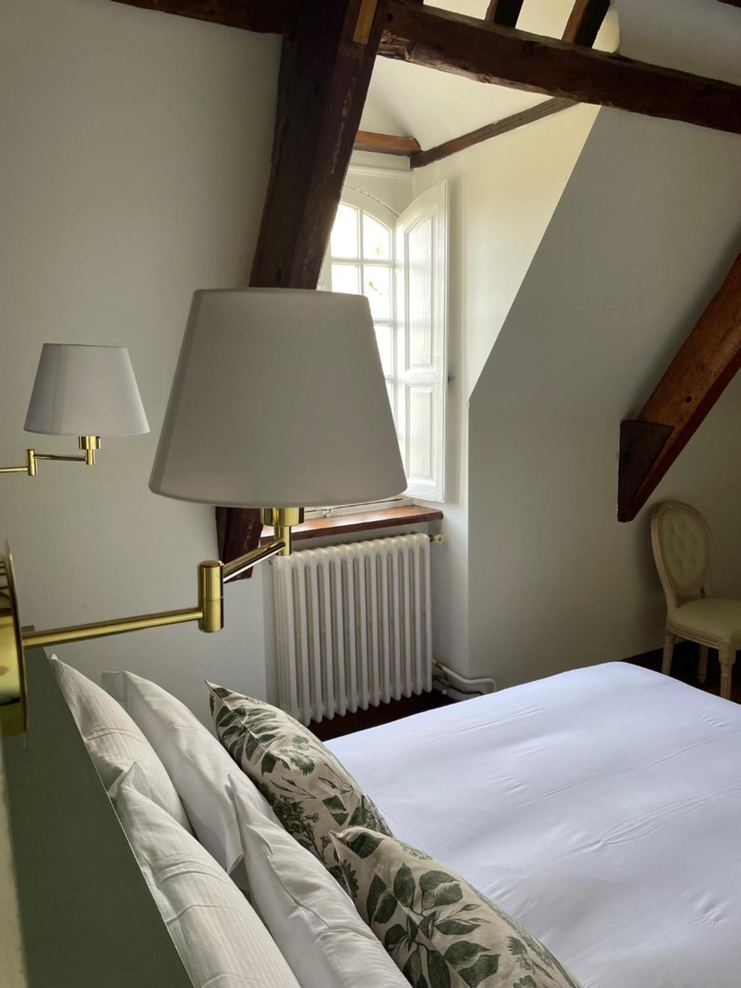 Bed and Breakfast La Meffrais 1741 Dinan Pokój zdjęcie